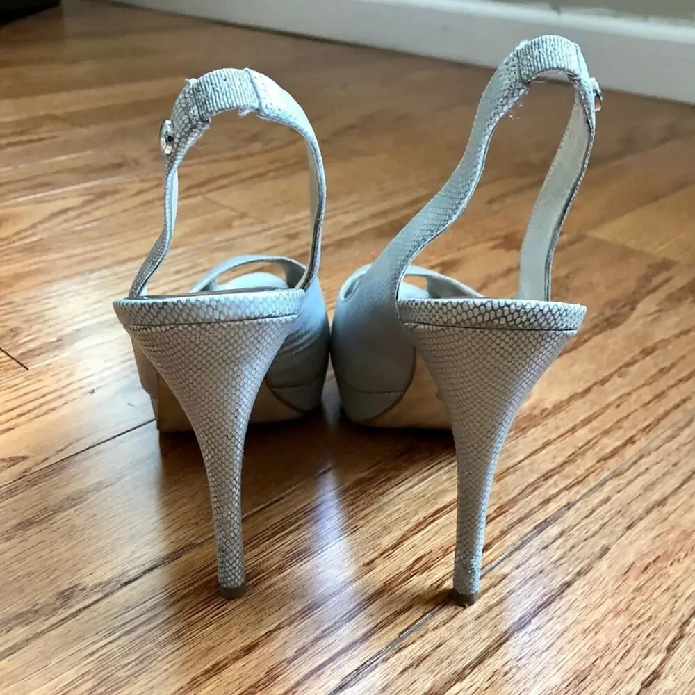 MICHAEL KORS Metallic White Leather York Sling Back Platform Heels Size 7.5